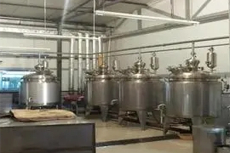 蓬莱酿酒设备回收
